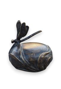 Keepsake urn with dragonfly