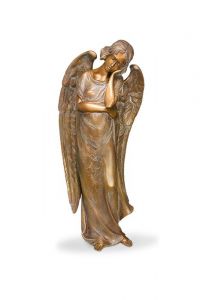 Grave Sculpture of Angel – 3D, freestanding, dowel on the bottom