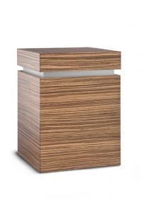 Wooden funeral urn (multilaminar)