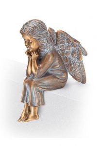 Memorial Statue of Sitting Angel – 3D, freestanding, dowel on the bottom