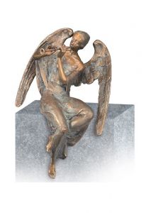 Memorial Statue of Sitting Angel in Various Sizes – 3D, freestanding, dowel on the bottom