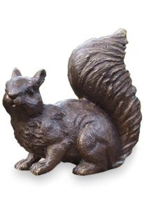Grave remembrance sculpture 'Squirrel'