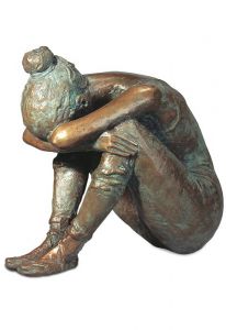 Grave Sculpture of Mourning Woman – Limited Edition, 3D, freestanding, dowel on the bottom