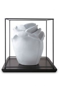 Porcelain cremation urn for ashes 'Princess Glossy White'